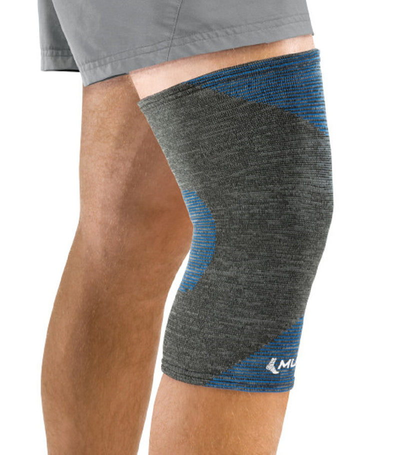 Mueller FIR (Far Infrared) 4-Way Stretch Knee Support